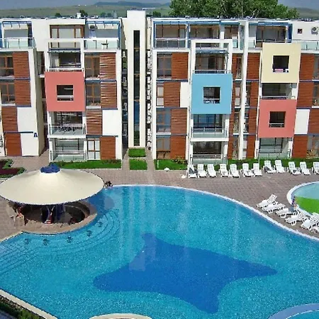 Апартамент Sun City 1 - Menada Слънчев бряг