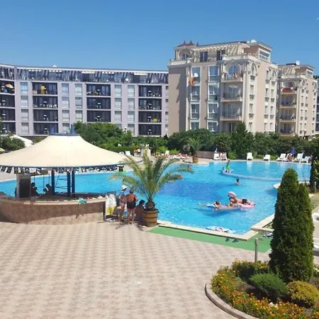 Sun City 1 - Menada Апартамент